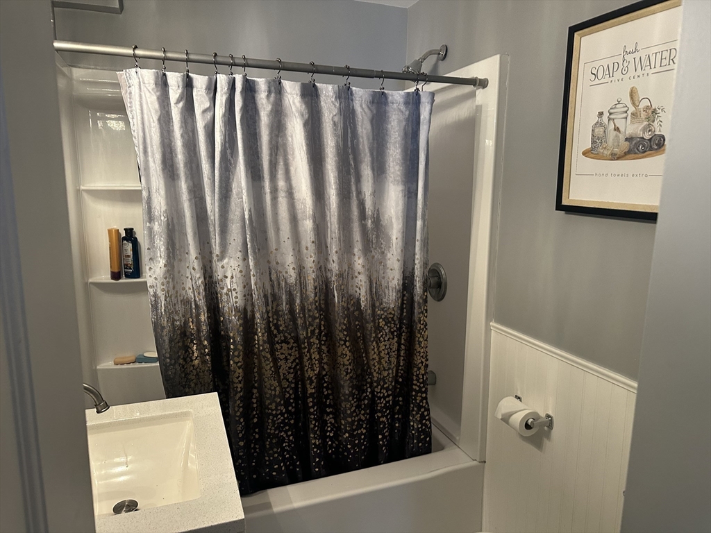 54 Dudley Street Property Photo 13