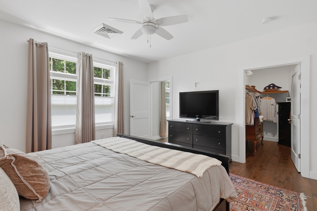 11 Executive Drive # 113 Property Photo 16