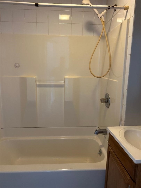 80 Cochran St # L Property Photo 5