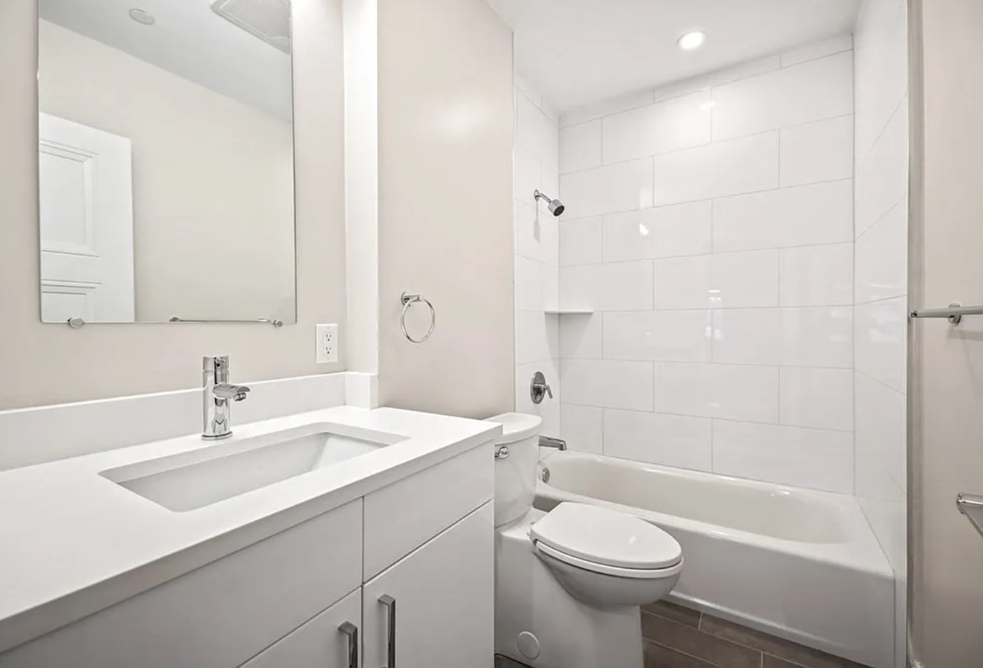 425 Lagrange St # 210 Property Photo 15