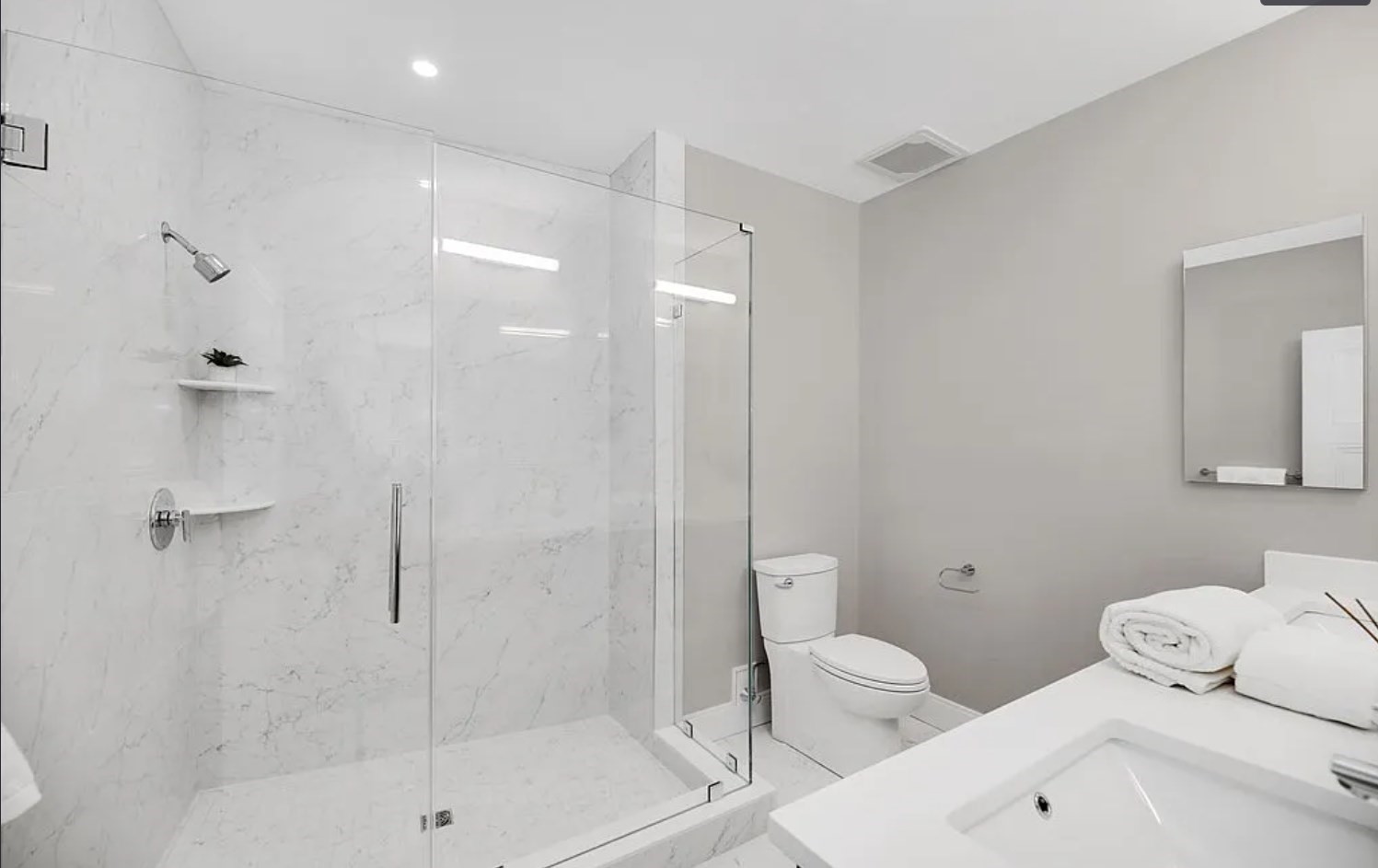 425 Lagrange St # 210 Property Photo 21
