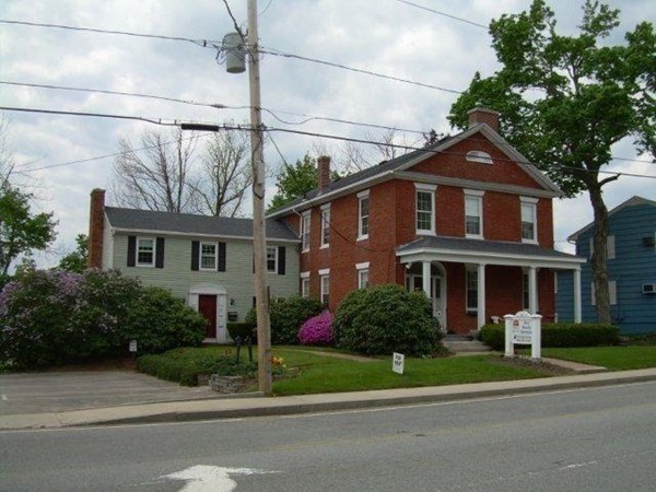 8-10 Pleasant Street Property Photo 12