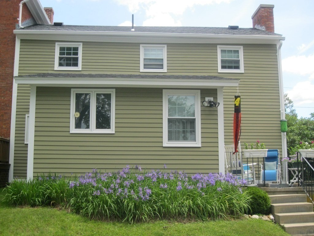 8-10 Pleasant Street Property Photo 17