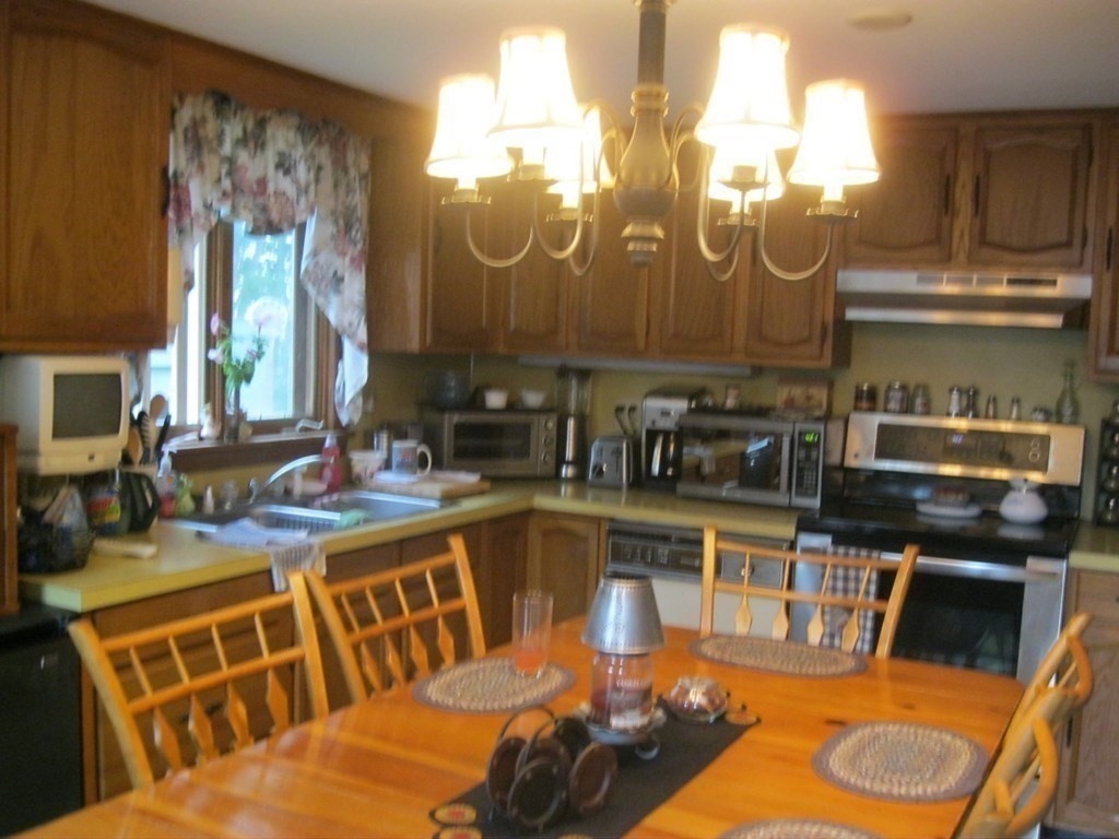 8-10 Pleasant Street Property Photo 20