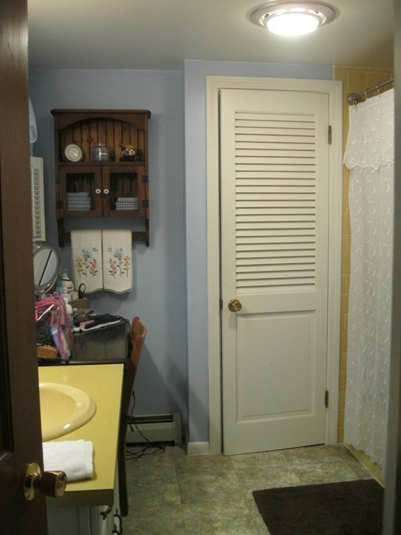 8-10 Pleasant Street Property Photo 21