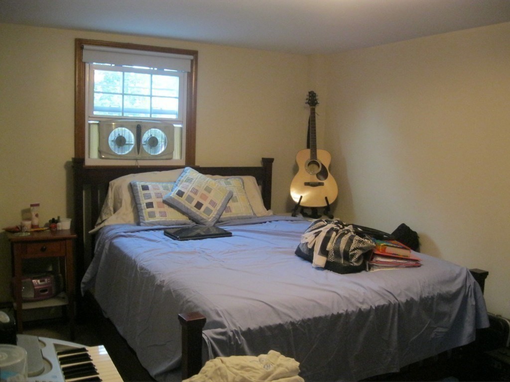 8-10 Pleasant Street Property Photo 22