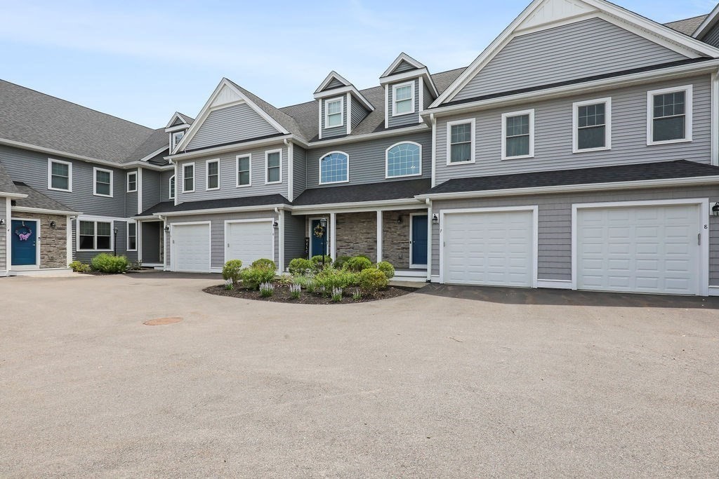 90 Lebaron Boulevard # 7 Property Photo 35