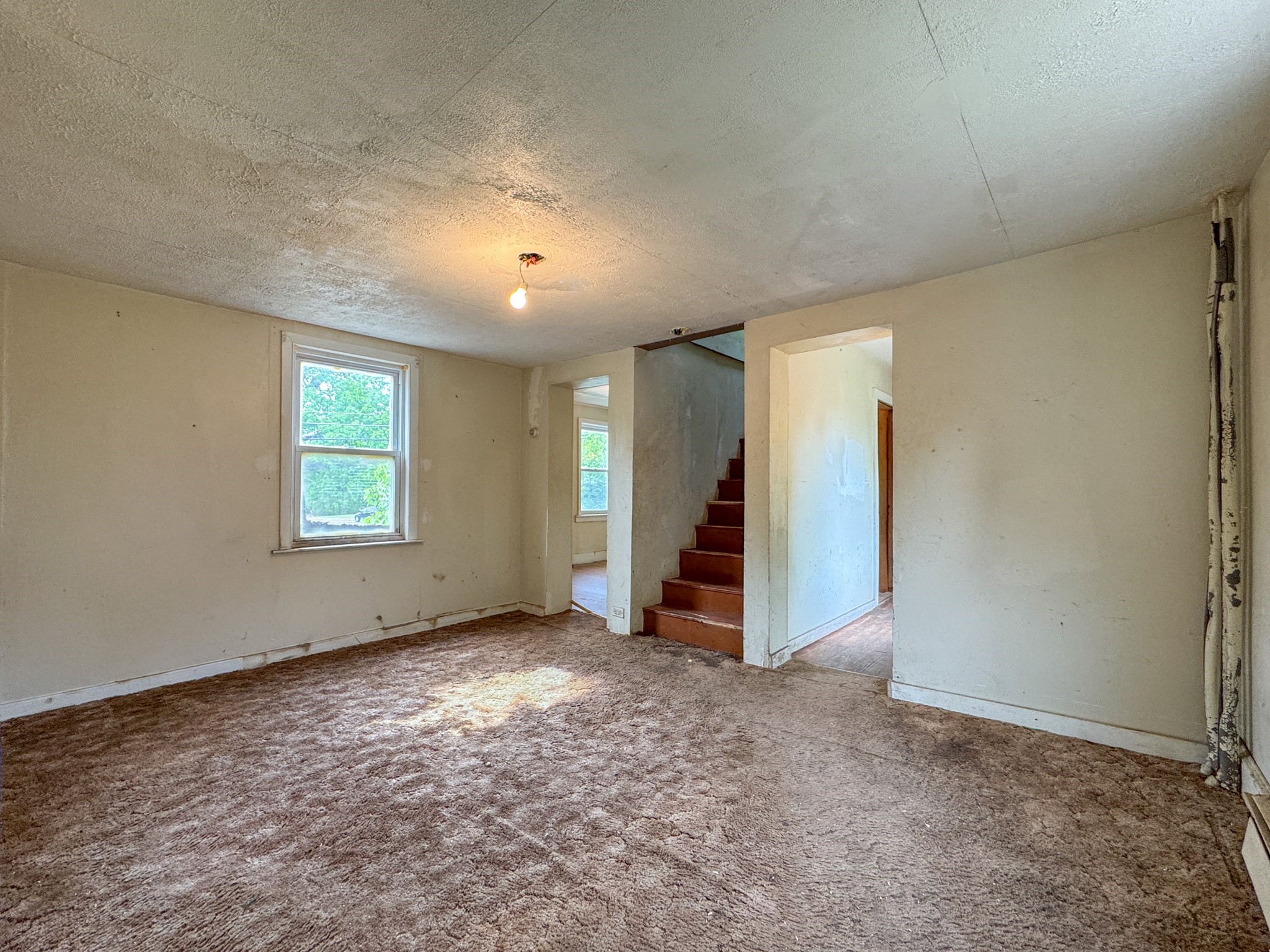 484 S Franklin St Property Photo 16
