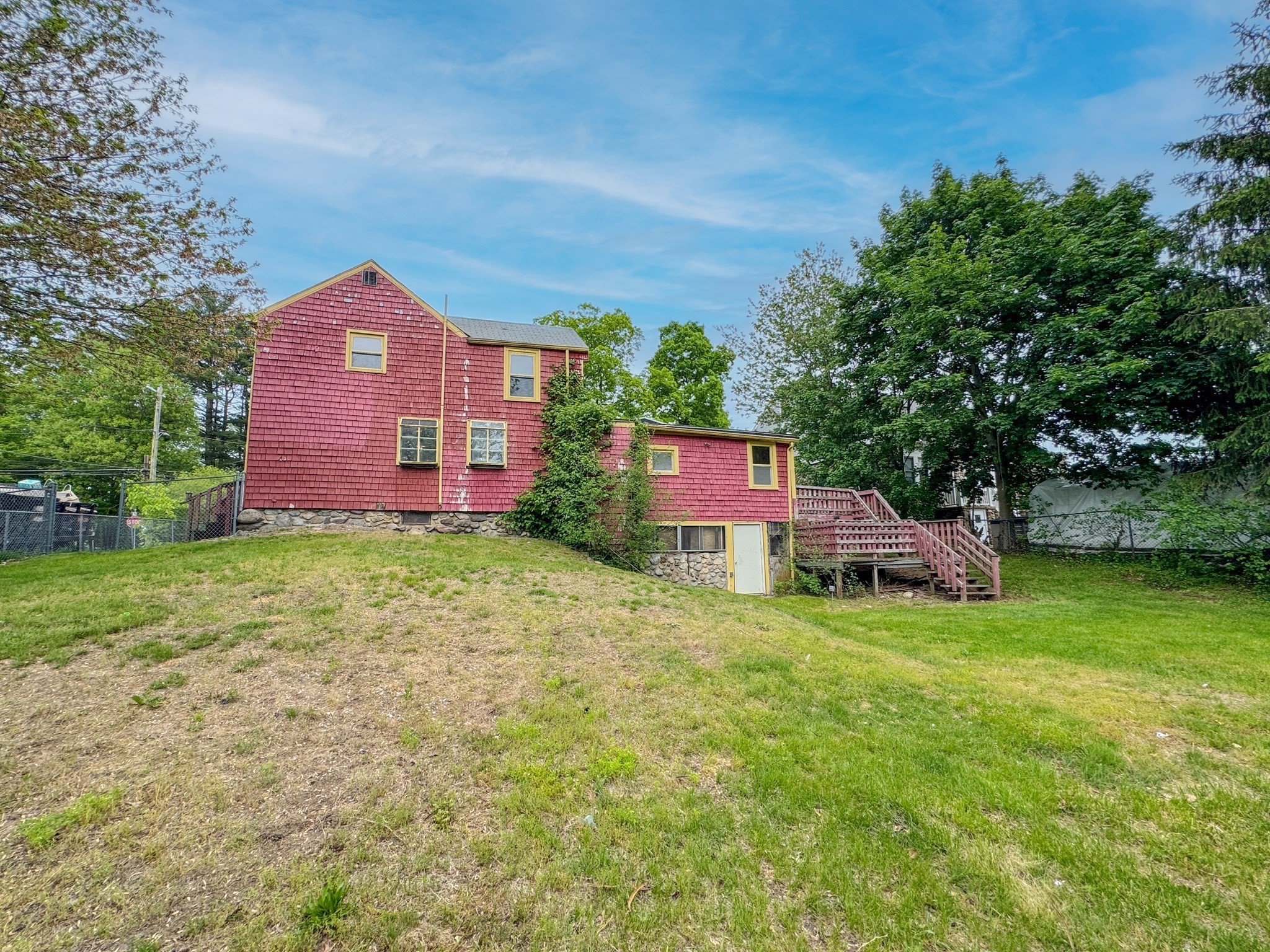 484 S Franklin St Property Photo 31