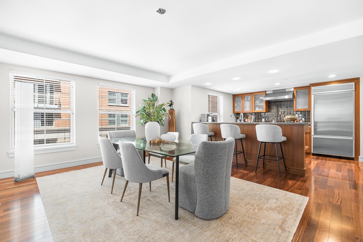 4 Battery Wharf # 4302 Property Photo 4
