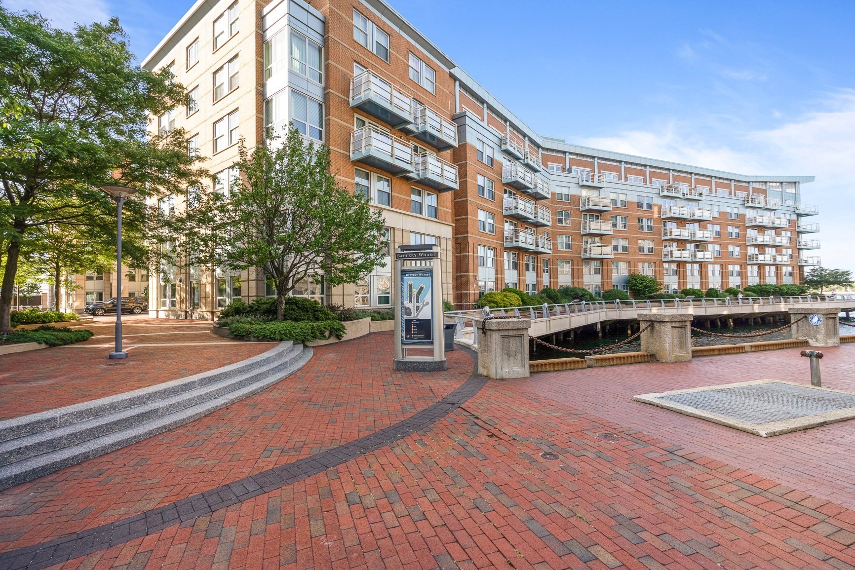 4 Battery Wharf # 4302 Property Photo 27