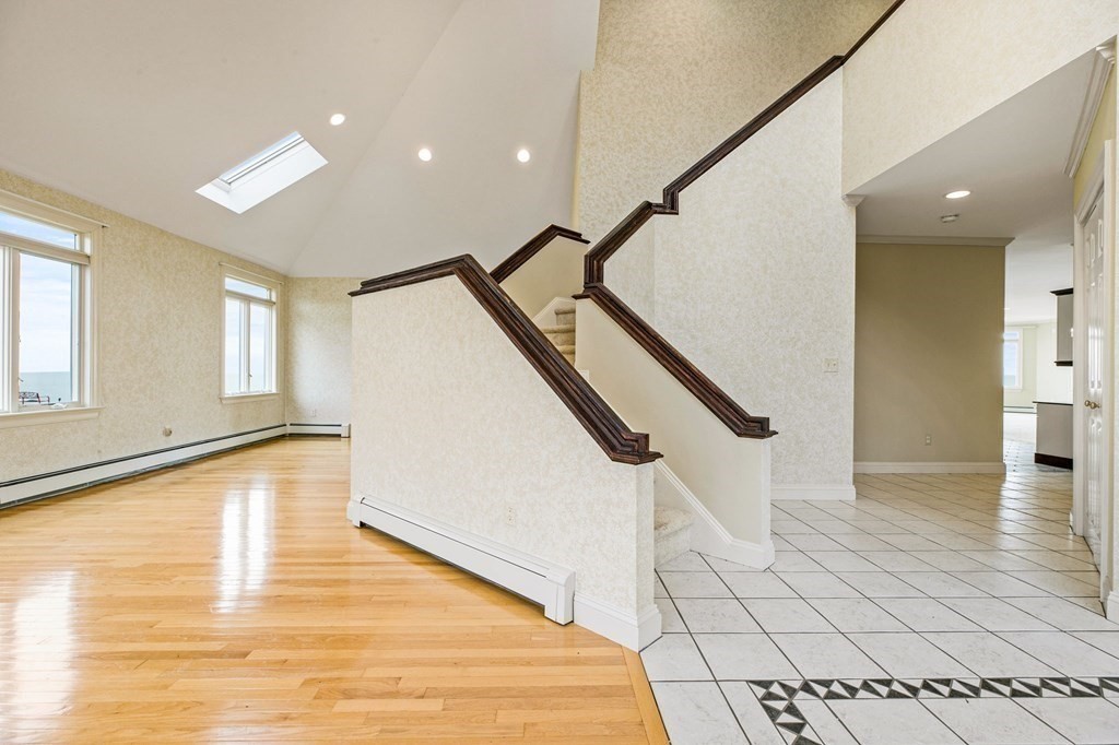 42 Oak Bluff Cir Property Photo 8
