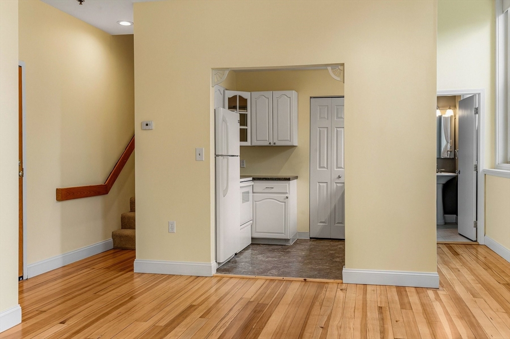 160 Salem Street # 201 Property Photo 12