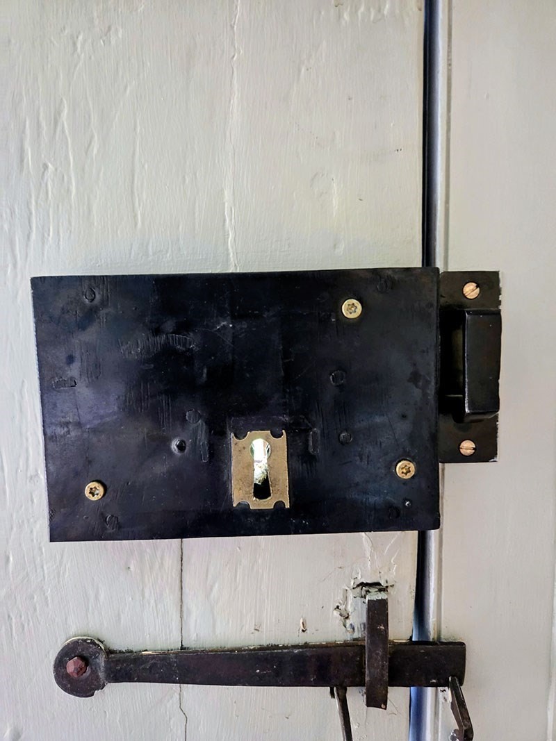 130 West Rd Property Photo 17