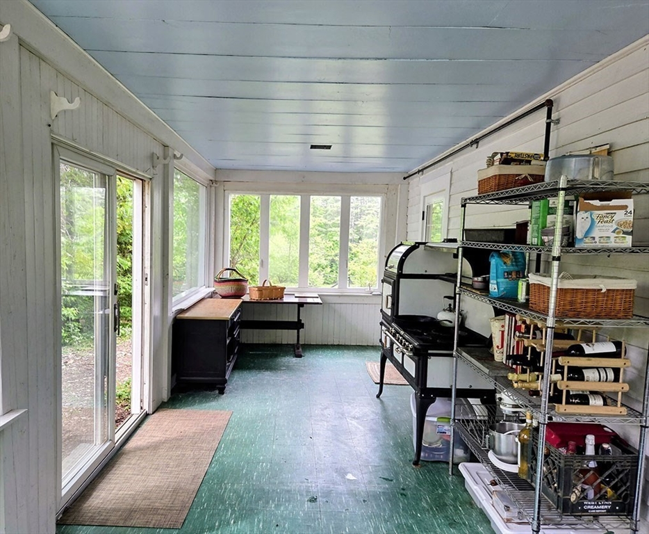 130 West Rd Property Photo 19