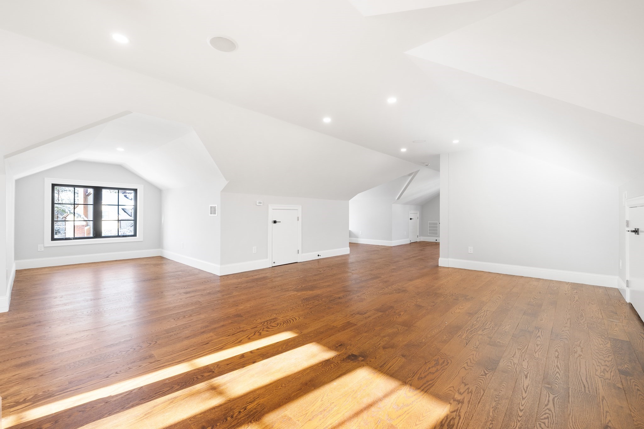 42 Bow Road Property Photo 28