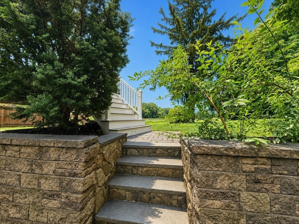 122 Marrett Rd Property Photo 18