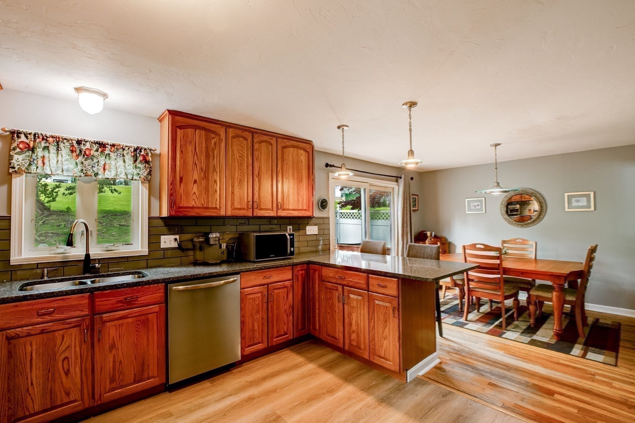 81 Causeway Terrace Property Photo 5
