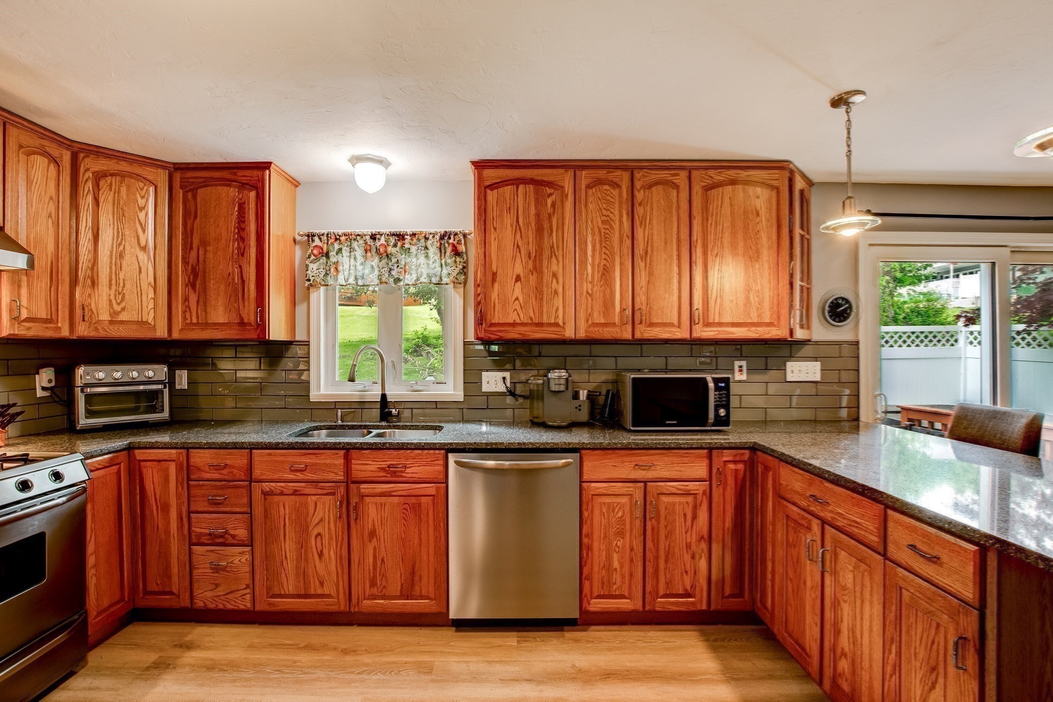 81 Causeway Terrace Property Photo 6