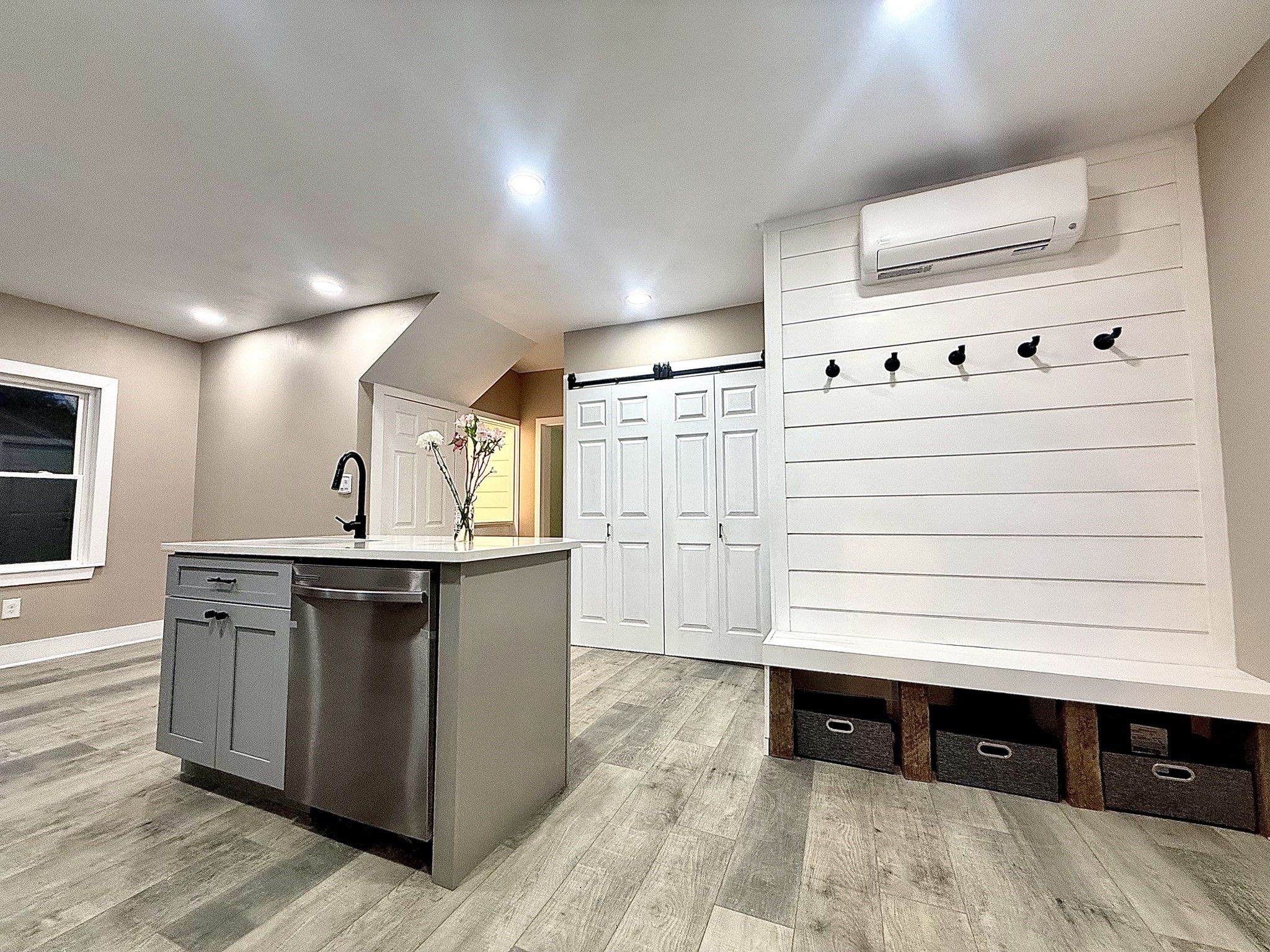 6 Wheelock St Property Photo 6