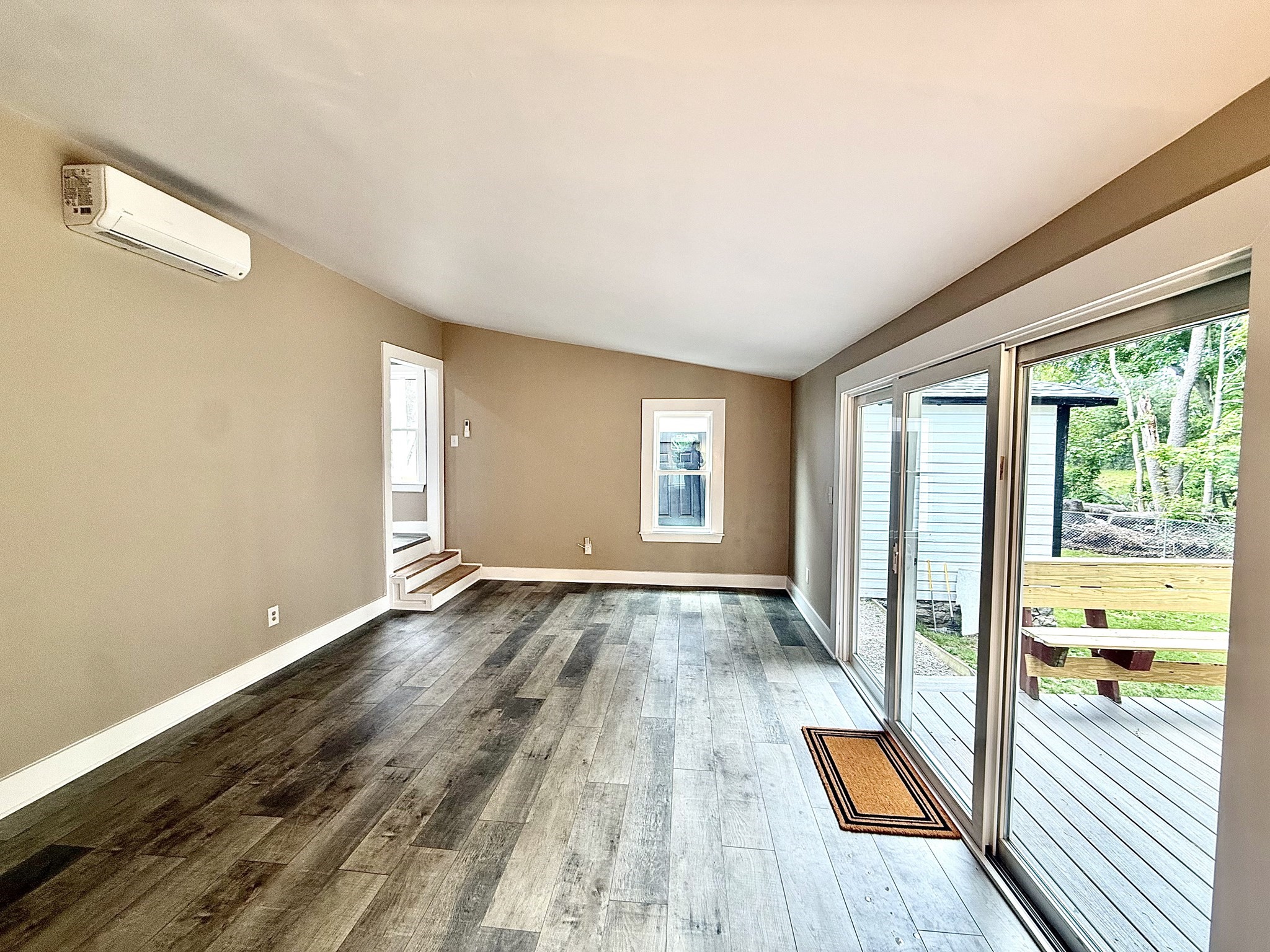 6 Wheelock St Property Photo 18