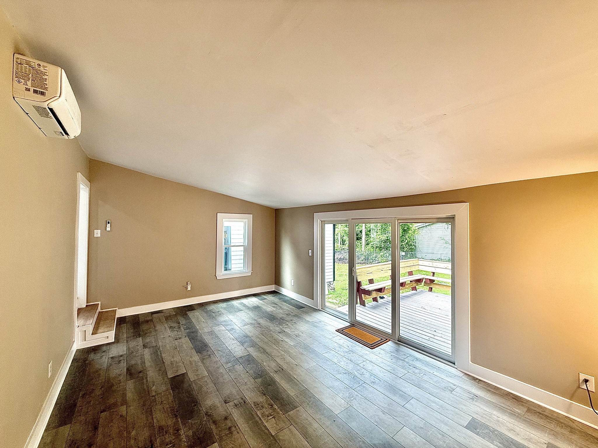6 Wheelock St Property Photo 19