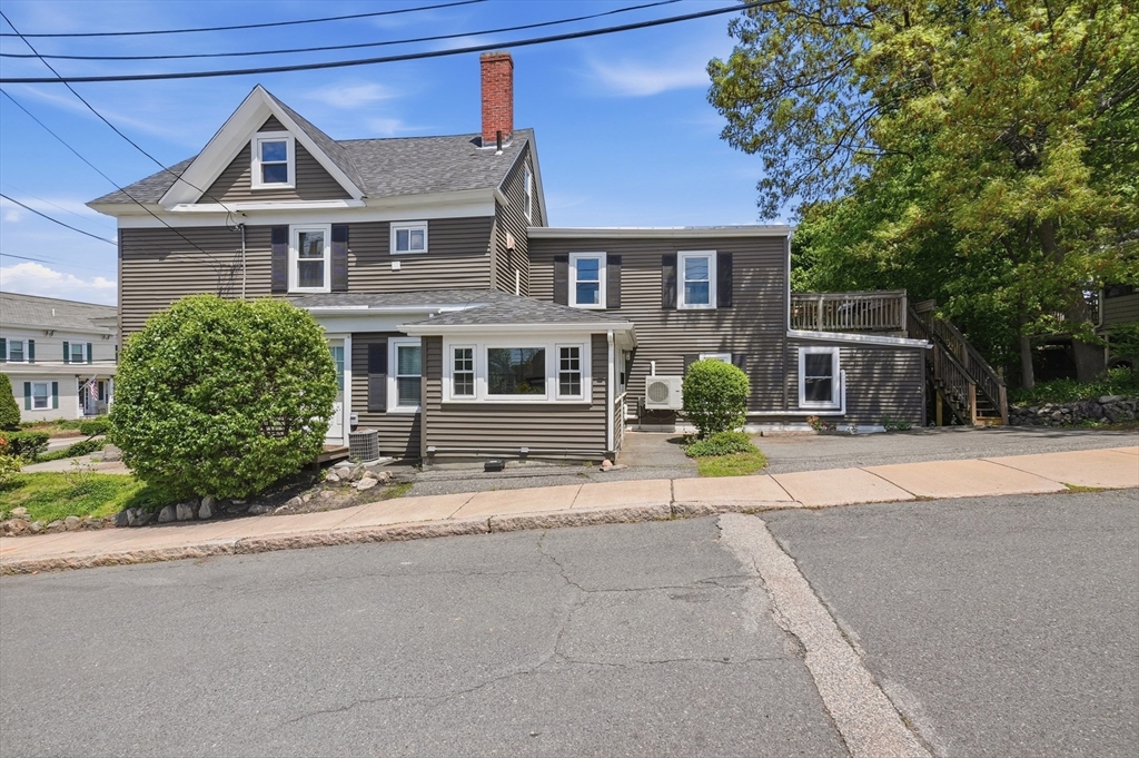 52 Pleasant Street Property Photo 4
