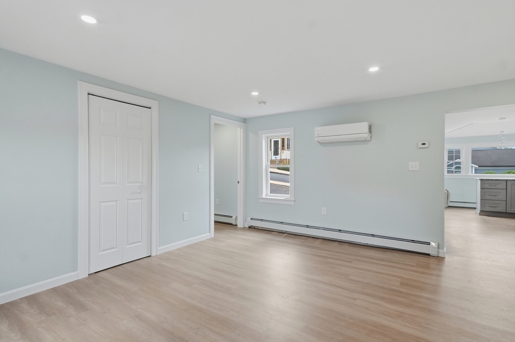 52 Pleasant Street Property Photo 19