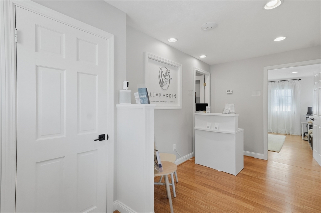 52 Pleasant Street Property Photo 21