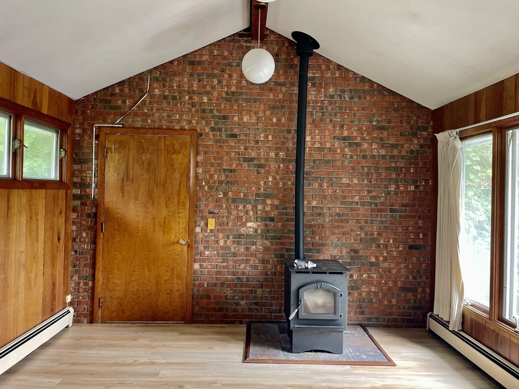 51 Jeffrey Ln Property Photo 18
