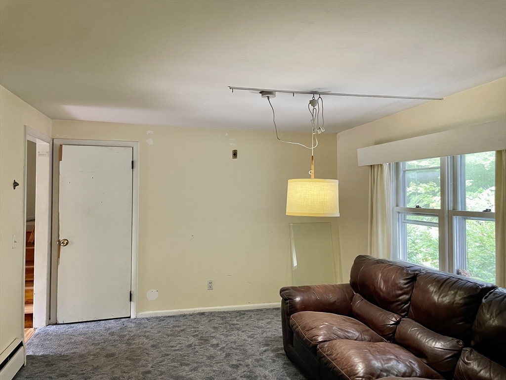 51 Jeffrey Ln Property Photo 22