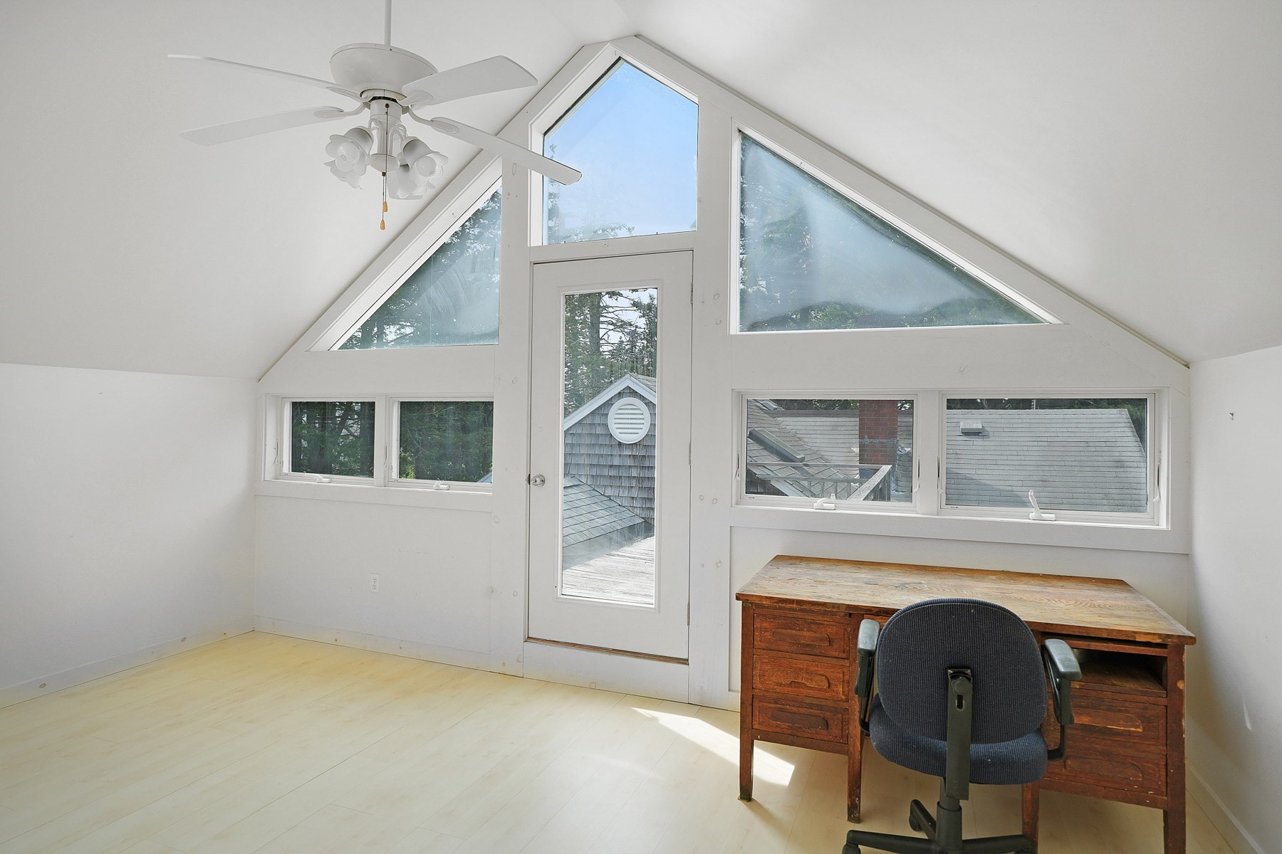3 Troy Street Property Photo 25