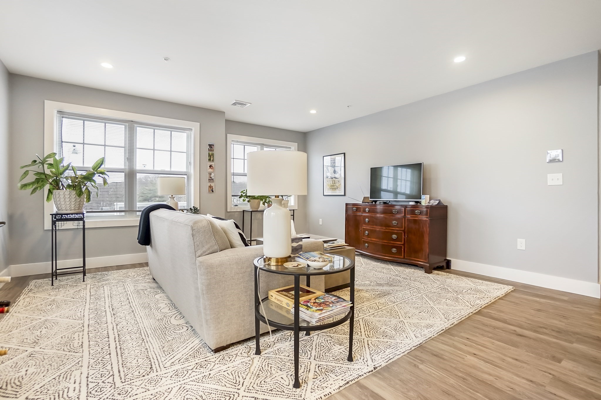245 Bussey St # 404 Property Photo 6