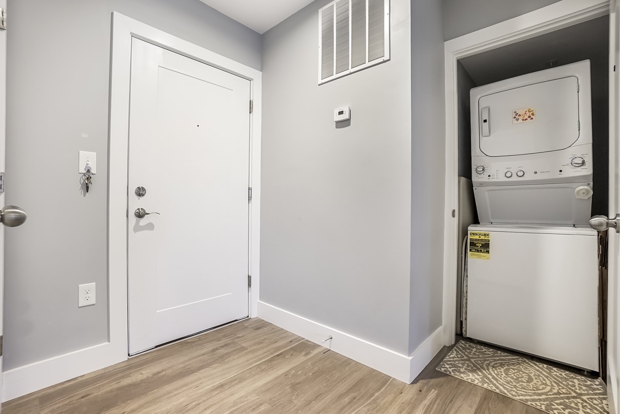 245 Bussey St # 404 Property Photo 10