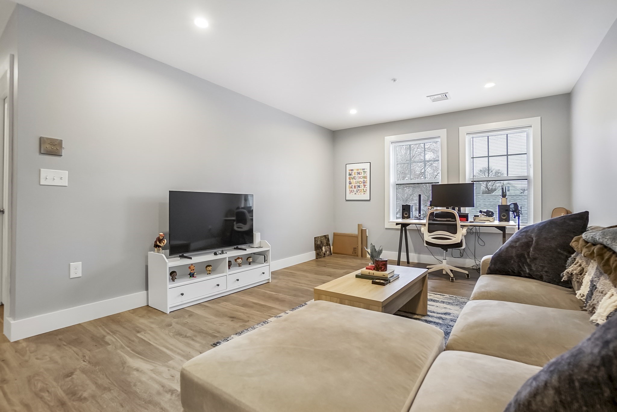245 Bussey St # 404 Property Photo 17