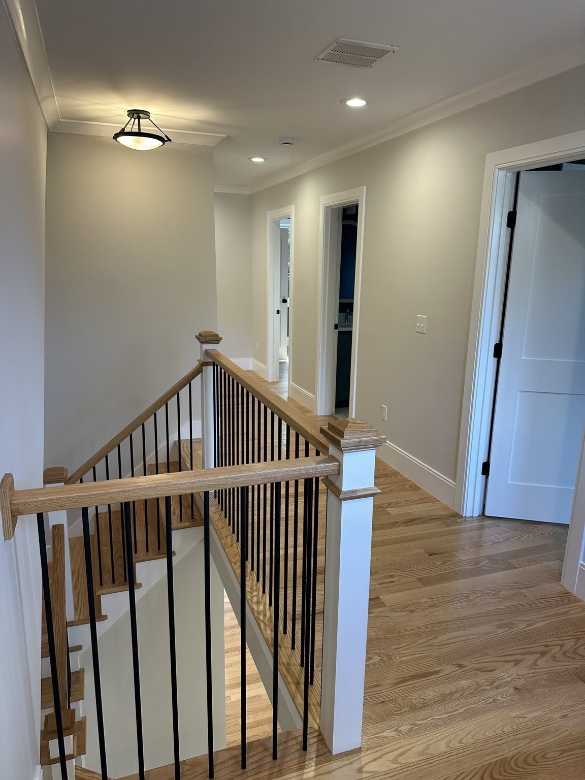 9 Morley Property Photo 15