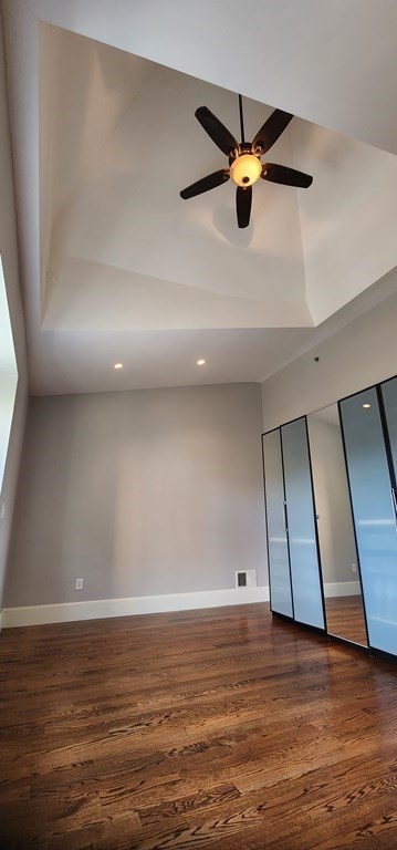 118 F Property Photo 14