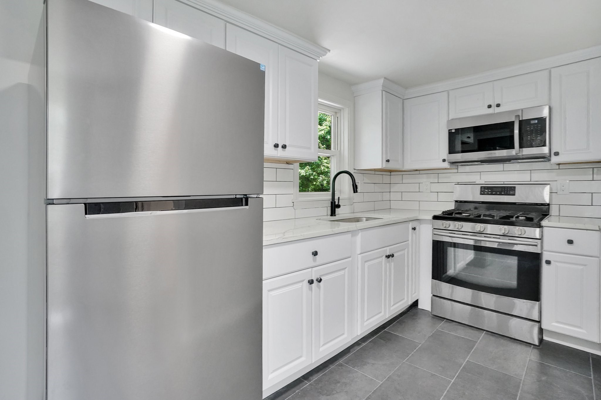 46 Chestnut St Pl Property Photo 1