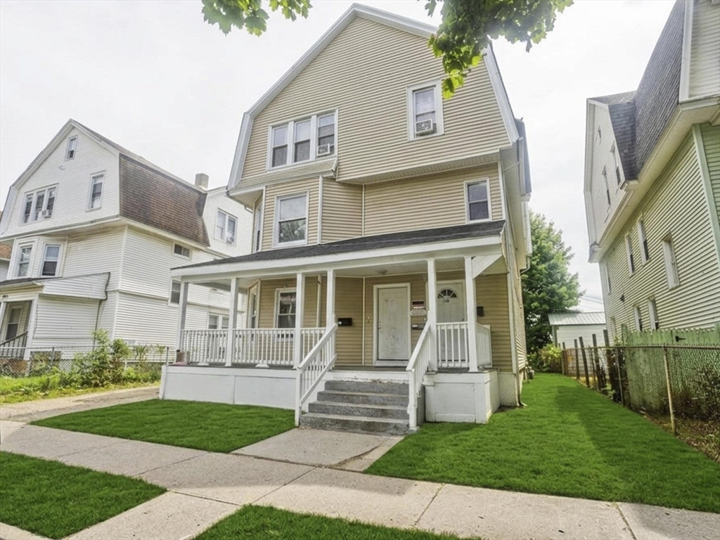 116-118 Massasoit St Property Photo 1