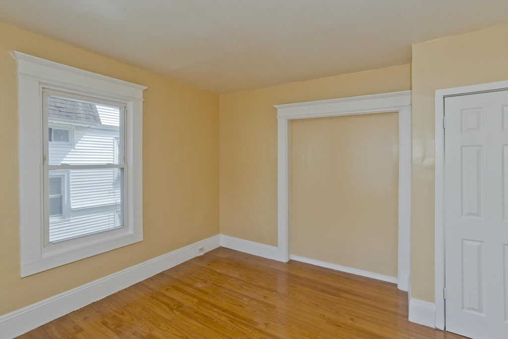 116-118 Massasoit St Property Photo 19