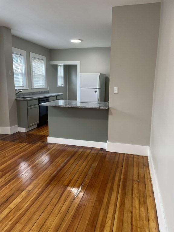 15 Daniels St # 2 Property Photo 6