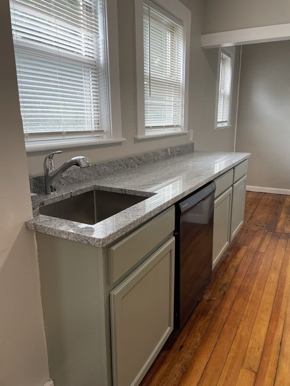 15 Daniels St # 2 Property Photo 7