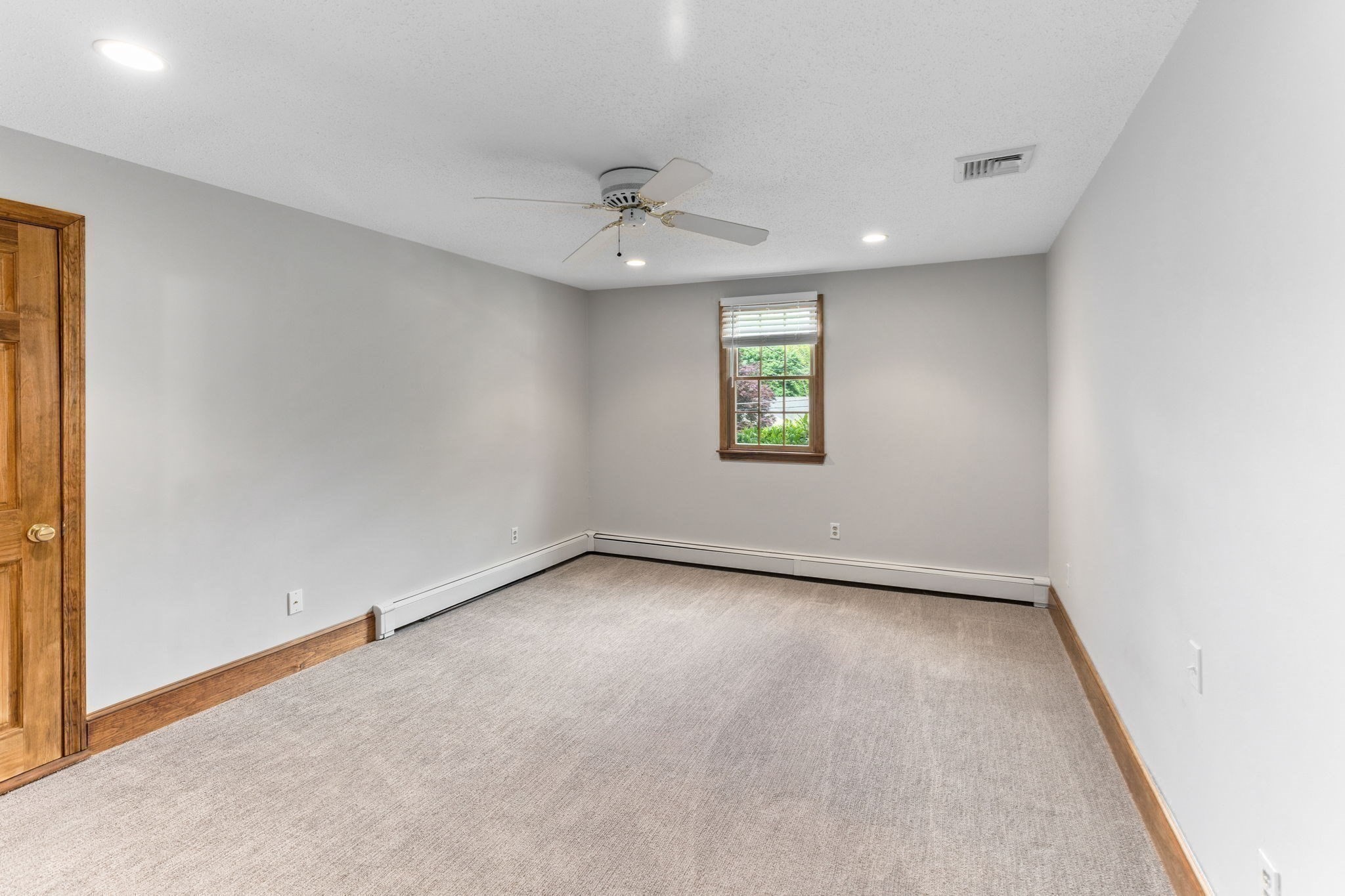 50 Hope St Property Photo 33