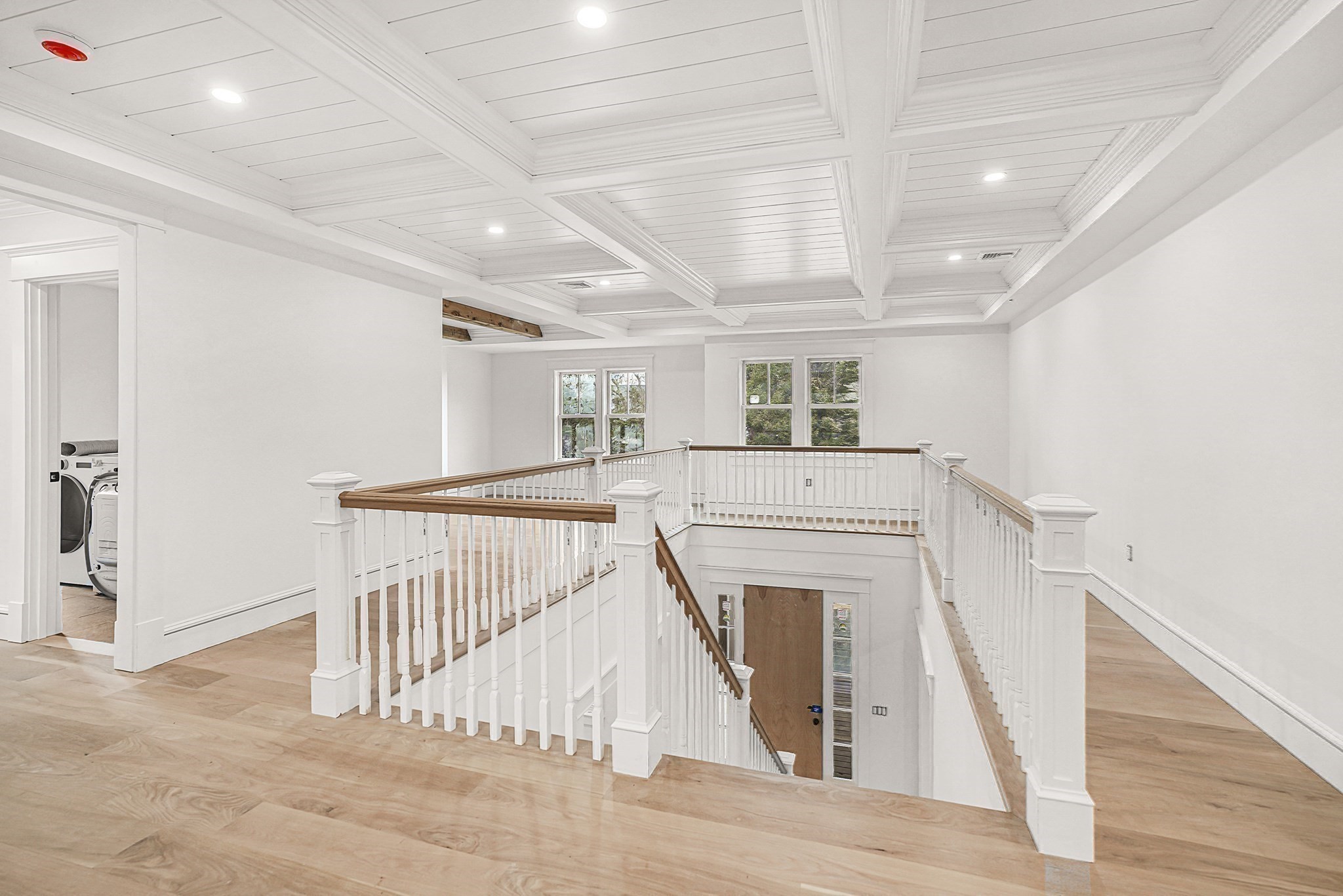 9 Suttons Way Property Photo 16