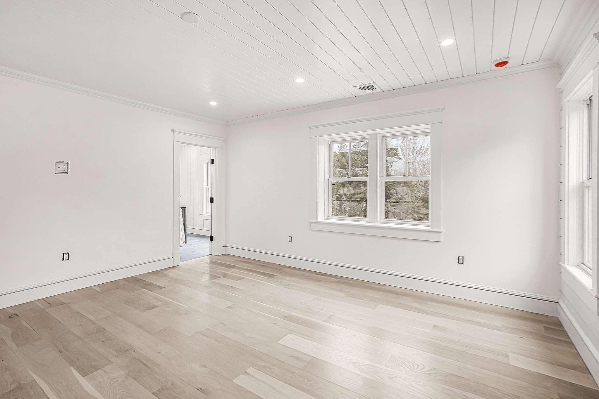 9 Suttons Way Property Photo 18
