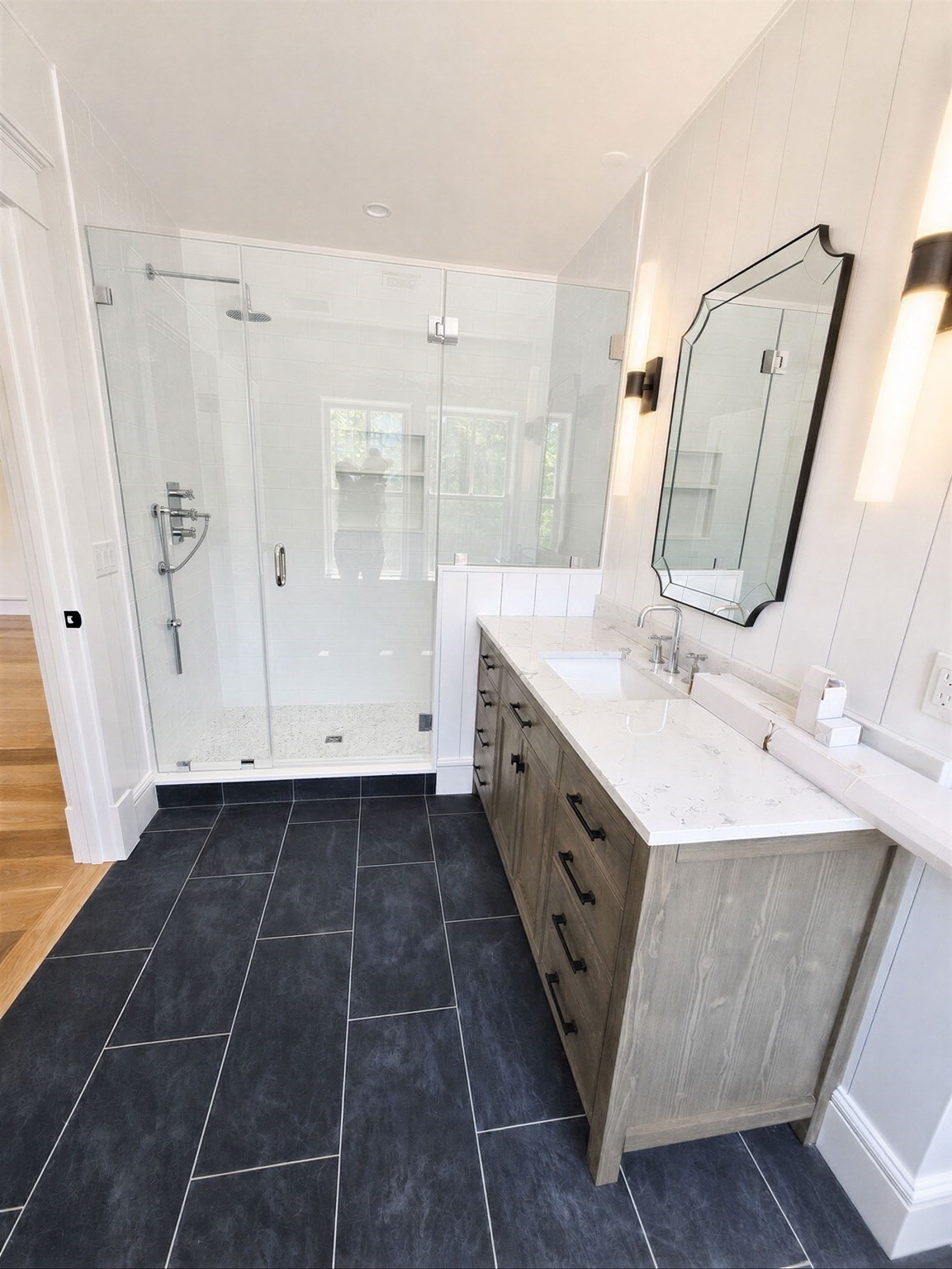 9 Suttons Way Property Photo 29