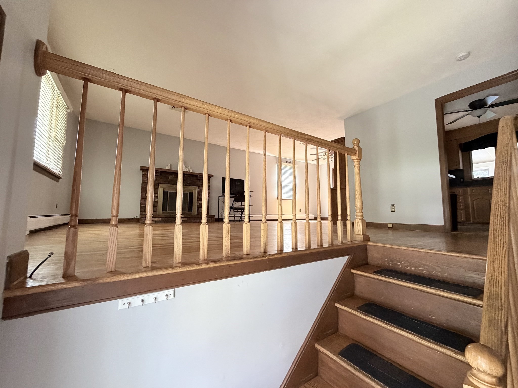 297 Elm St Property Photo 5