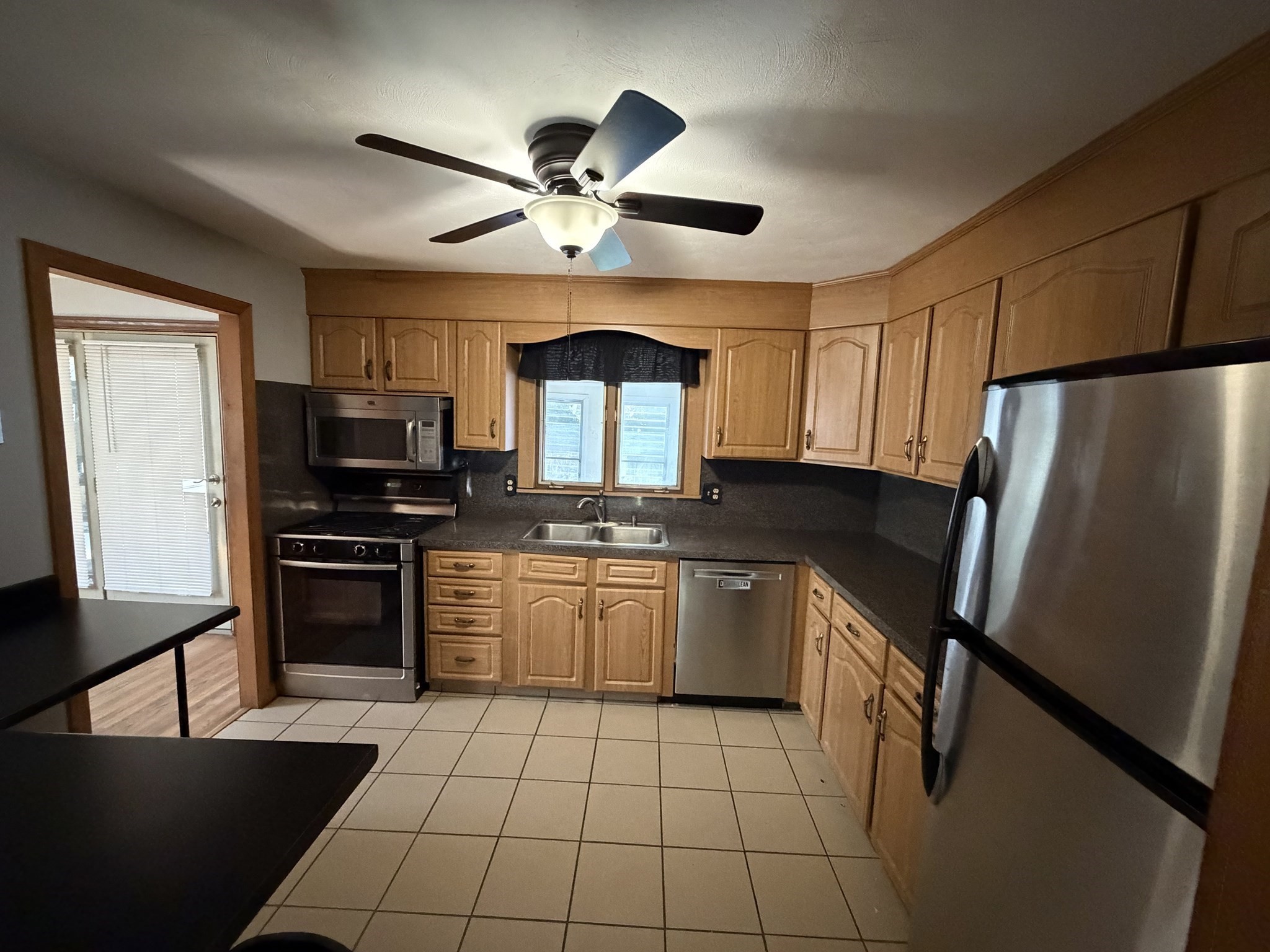 297 Elm St Property Photo 8