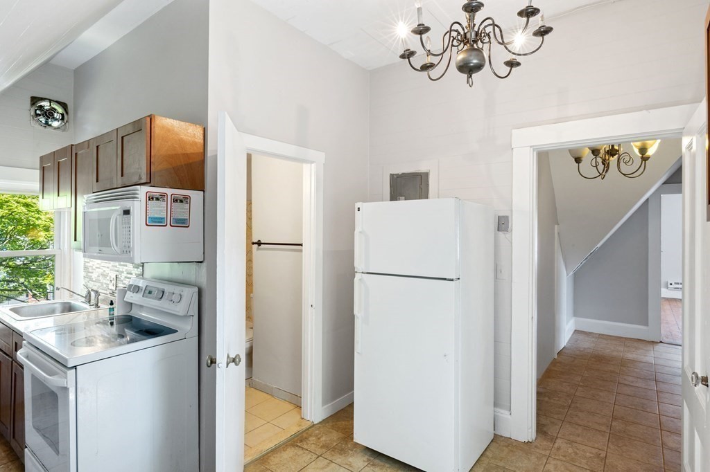 3 Ware St Property Photo 13