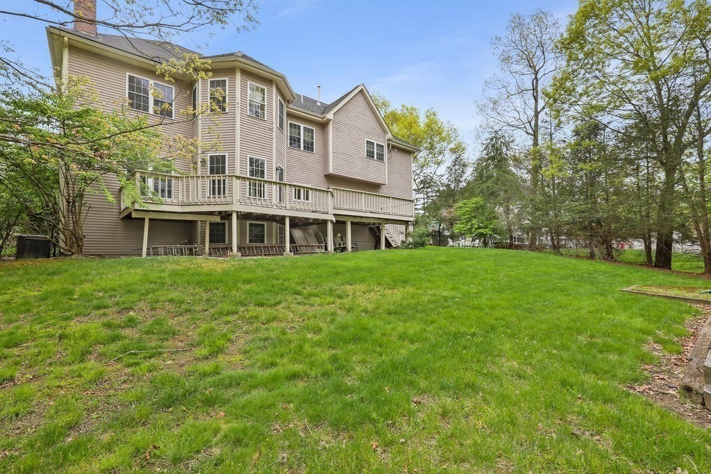 12 Kristen Circle Property Photo 33